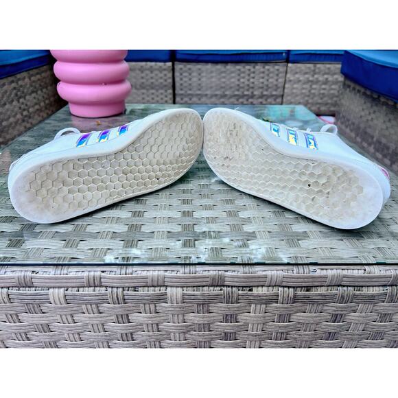 Adidas Grand Court Holographic Stripe Sneakers – White Iridescent – Kids 5Y - Picture 5 of 6